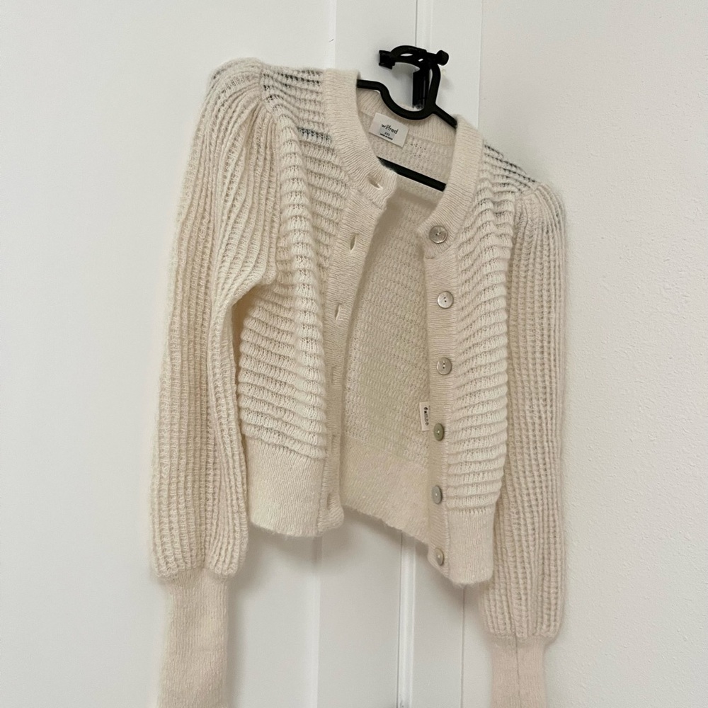 Aritzia Cream Knit Cardigan